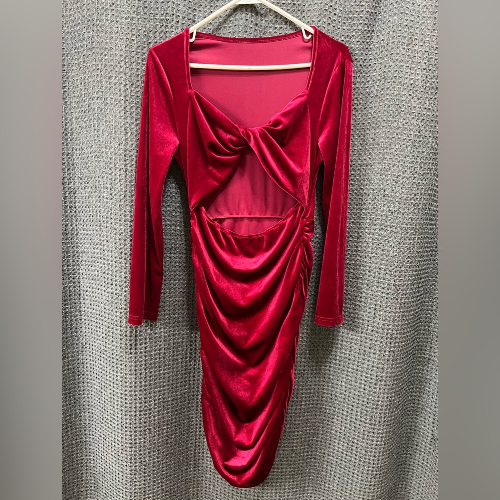 SHEIN Velour Wine Colored Cut out Mid Section Dress Size Large